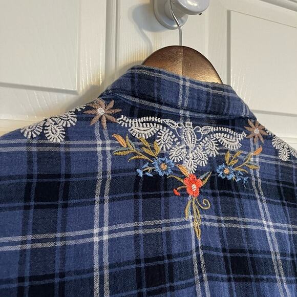 Johnny Was Floral Embroidered Cotton Gauze Button Down Plaid Shirt Blue Pink S - Picture 9 of 9